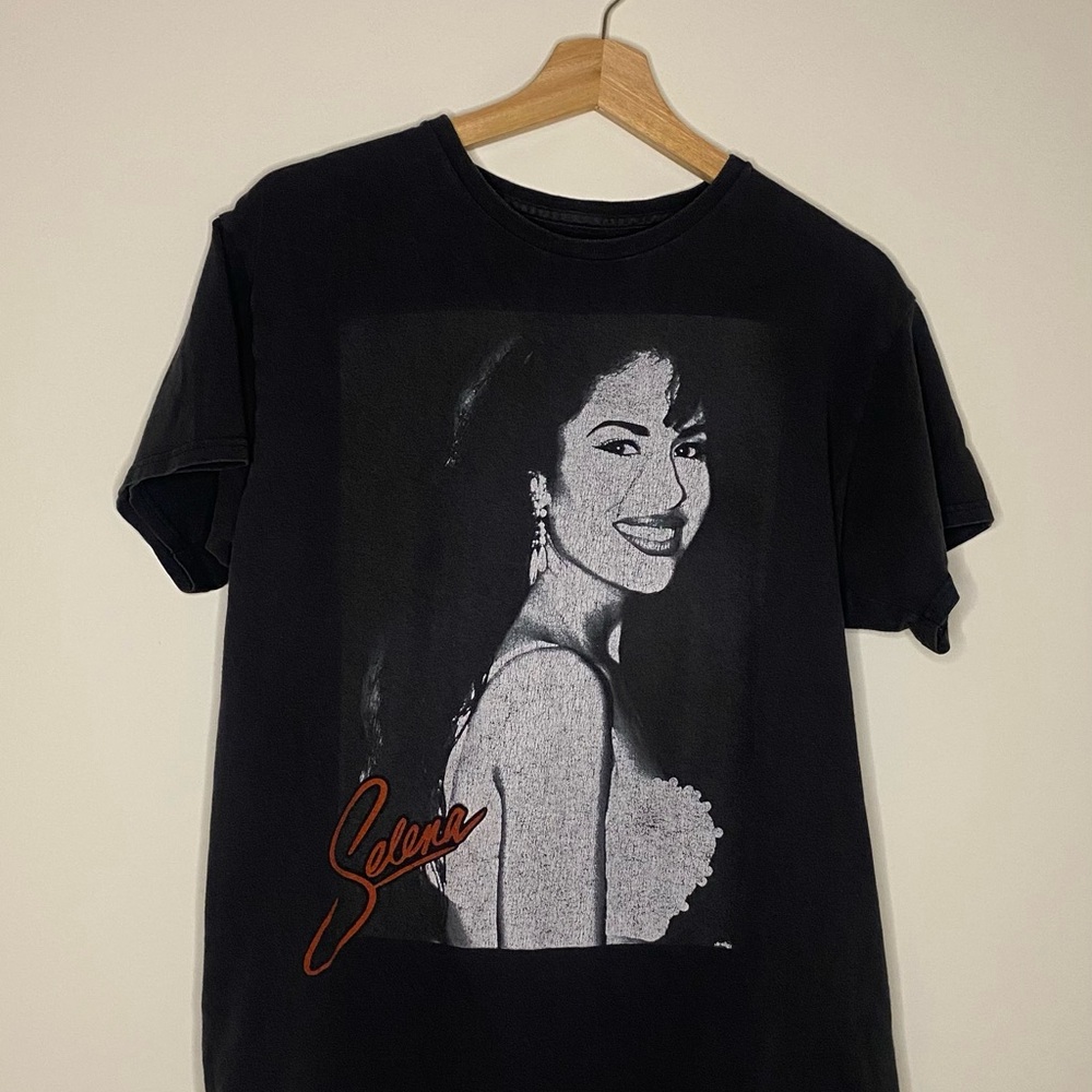 Black Selena Quintanilla Graphic Tee